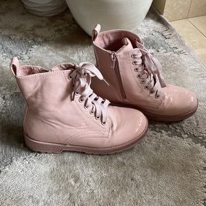 Girls Pink Patent-look Boots size 2